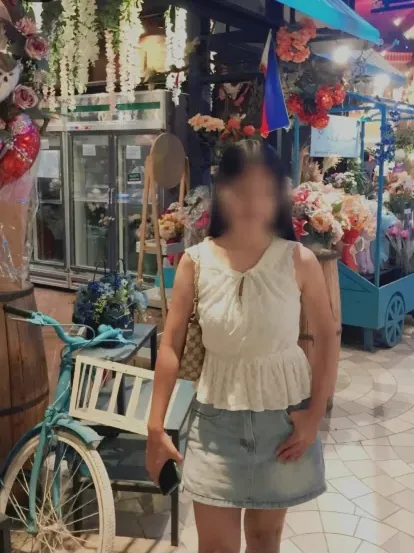 Cecilia, 20