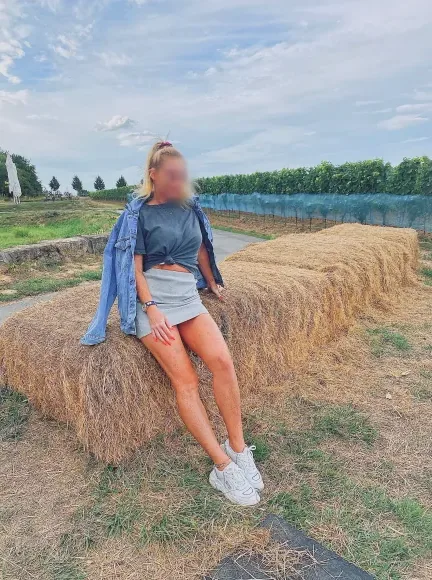 Leyla, 38