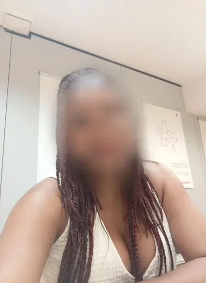 Roosa, 40